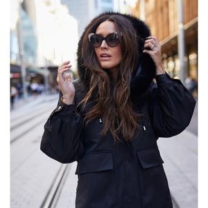 Beautiful Mode & Affaire fur lined and hooded jacket